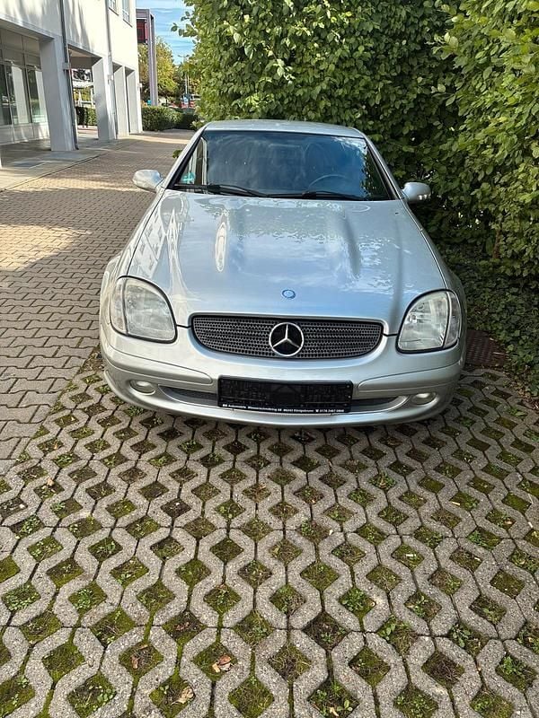 Silber Gebraucht 2001 Mercedes SLK200 Cabrio | 1.850 € (Superpreis) - Bild 1/4