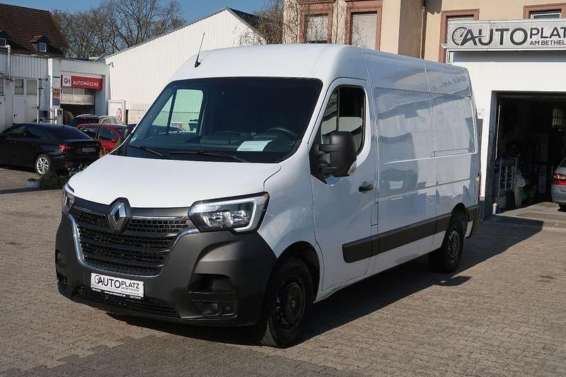 Second-hand Renault Master 135 CP (99 kW) 2020 Alb Monovolum