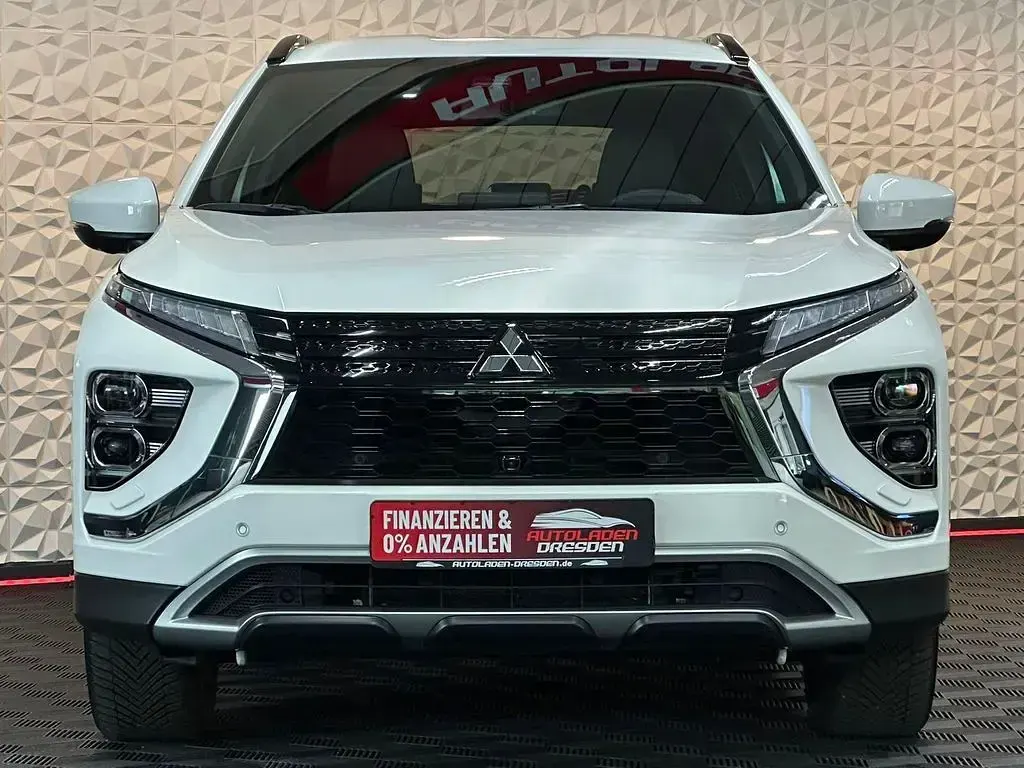 Gebraucht Mitsubishi Eclipse Cross Intro Edition 188 PS (138 kW) 2021 Andenweiss (s) SUV
