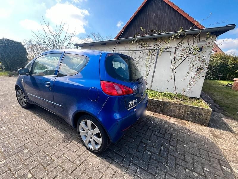 Gebraucht Mitsubishi Colt 75 PS (55 kW) 2006 Blau Kleinwagen