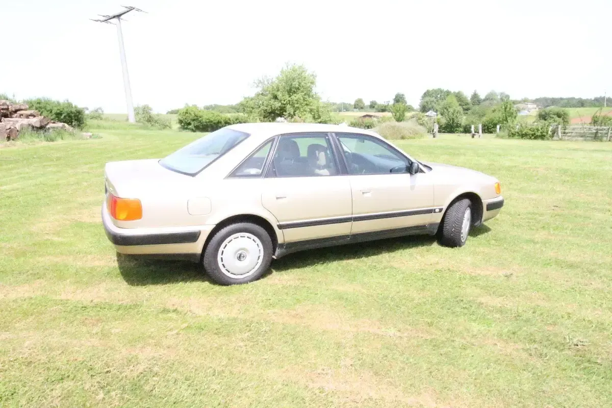 Gebraucht Audi 100 133 PS (97 kW) 1991 Gold Limousine