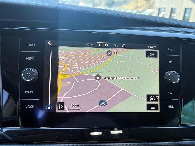 Second-hand VW Multivan 199 CP (146 kW) 2020 Negru Monovolum