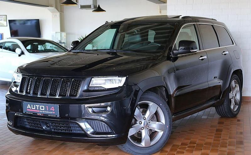 Schwarz Gebraucht 2016 Jeep Grand Cherokee Summit SUV | 21.790 € (Fairer Preis) - Bild 1/4