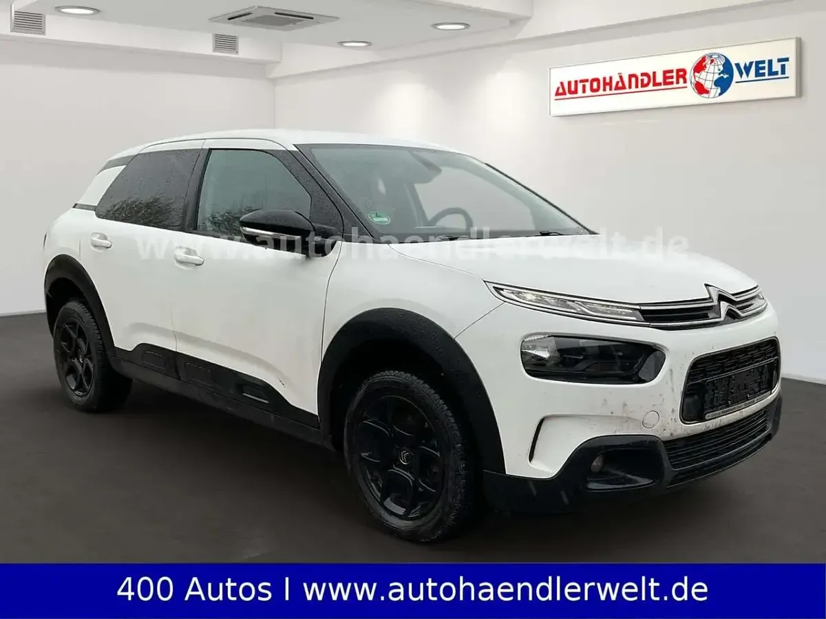 Gebraucht Citroën C4 Feel 131 PS (96 kW) 2018 Weiß Limousine