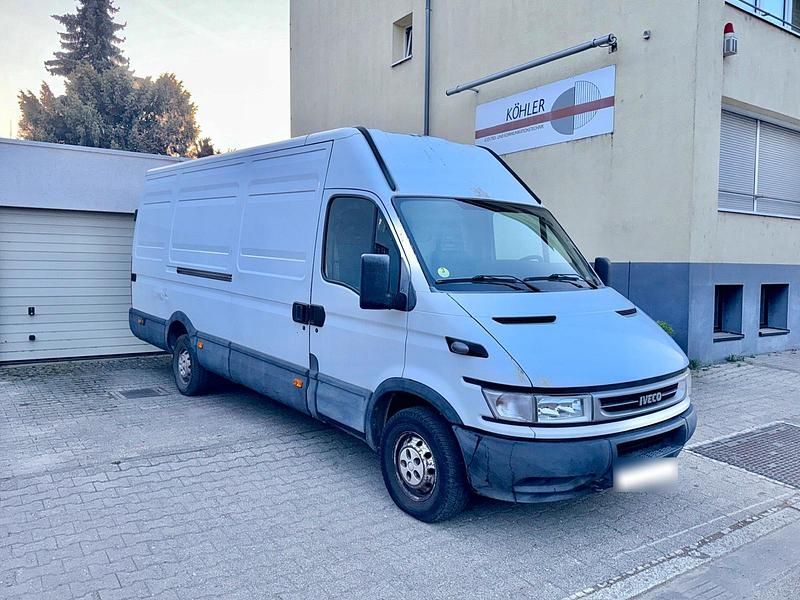Gebraucht Iveco Daily 125 PS (91 kW) 2005 Weiß Van / Kleinbus