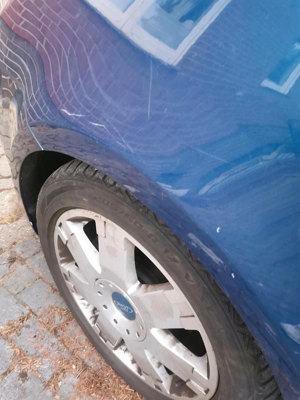 Second-hand Ford C-MAX 109 CP (80 kW) 2007 Albastru Monovolum