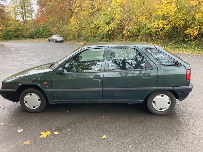 Grün Gebraucht 1992 Citroën ZX Limousine | 600 € - Bild 1/4