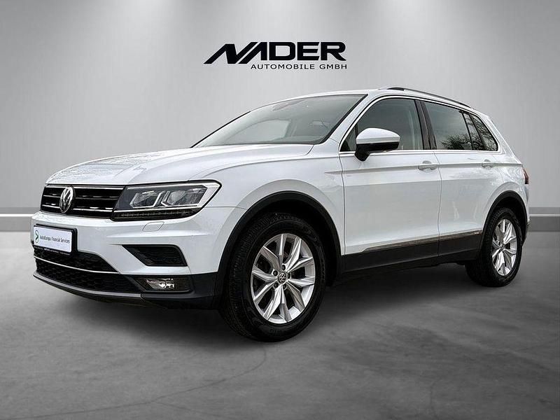 Weiß Gebraucht 2019 VW Tiguan Highline SUV | 23.989 € (Superpreis) - Bild 1/4