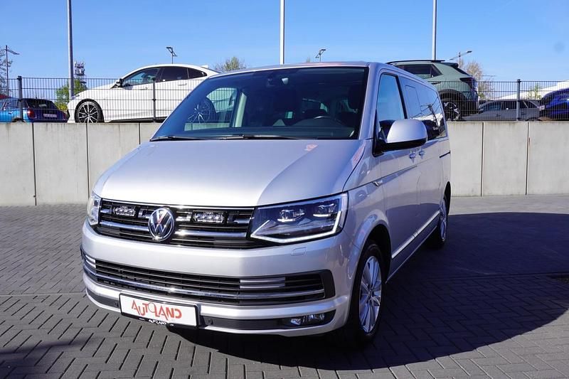 Second-hand VW Multivan Highline 150 CP (110 kW) 2019 Argintiu Monovolum