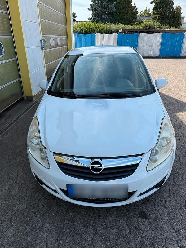 Weiß Gebraucht 2010 Opel Corsa Kleinwagen | 1.200 € (Guter Preis) - Bild 1/4