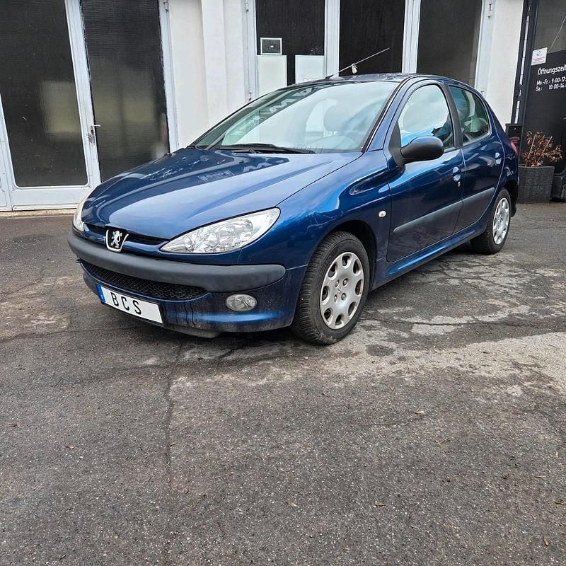 Gebraucht Peugeot 206 60 PS (44 kW) 2005 Blau Kleinwagen