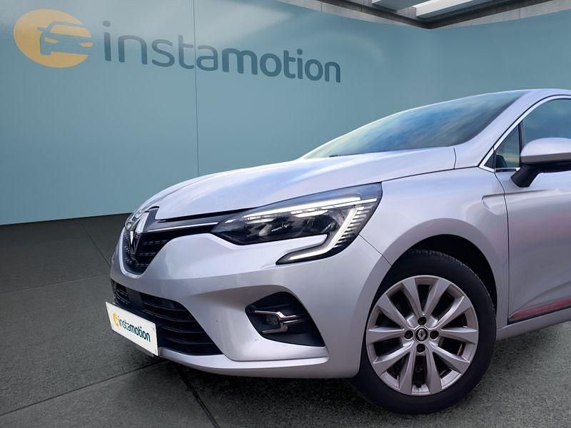 Silber Gebraucht 2022 Renault Clio V Kleinwagen | 17.499 € (Fairer Preis) - Bild 1/4