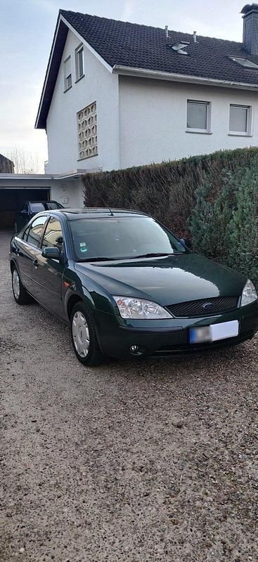 Gebraucht Ford Mondeo 125 PS (91 kW) 2004 Grün Limousine