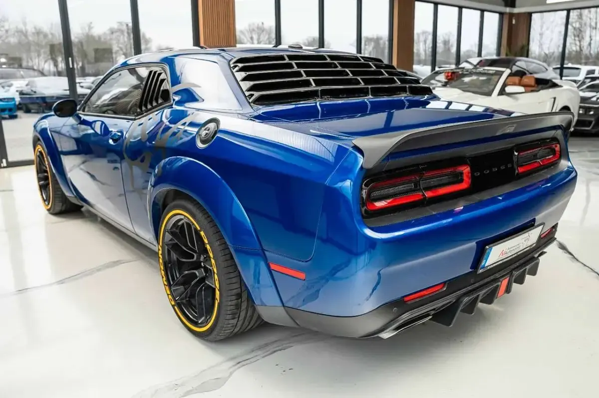 Używany Dodge Challenger 377 KM (277 kW) 2021 Niebieski Coupe