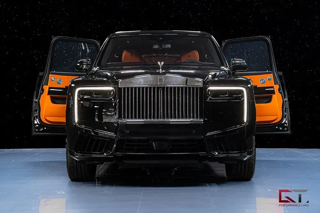 Neu Rolls Royce Cullinan 544 PS (400 kW) 2026 Schwarz SUV