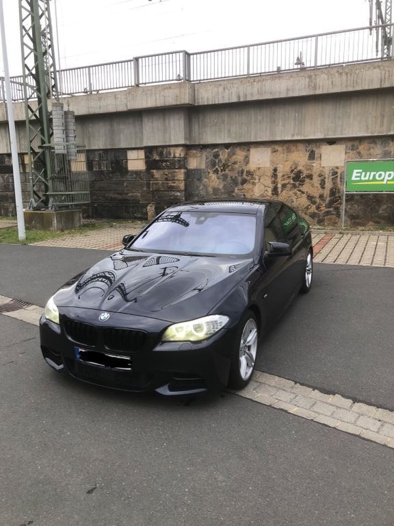 Blau Gebraucht 2012 BMW M550 Performance Limousine | 16.000 € (Etwas zu teuer) - Bild 1/4