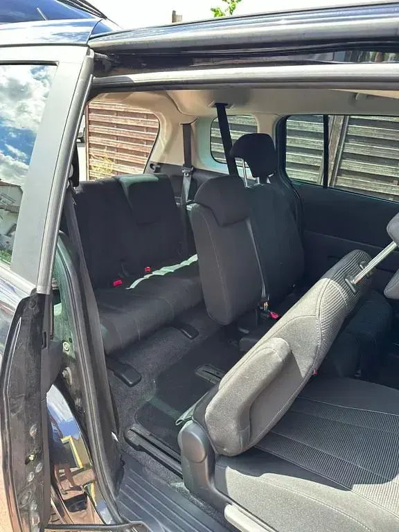 Gebraucht Mazda 5 Sendo 116 PS (85 kW) 2014 Schwarz Van / Kleinbus