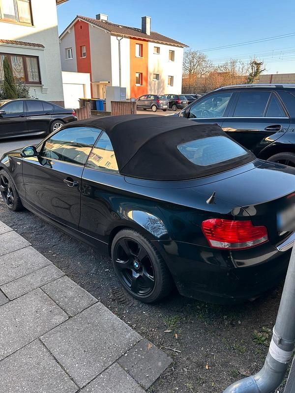 Gebraucht BMW 118 Cabriolet 143 PS (105 kW) 2008 Schwarz Cabrio