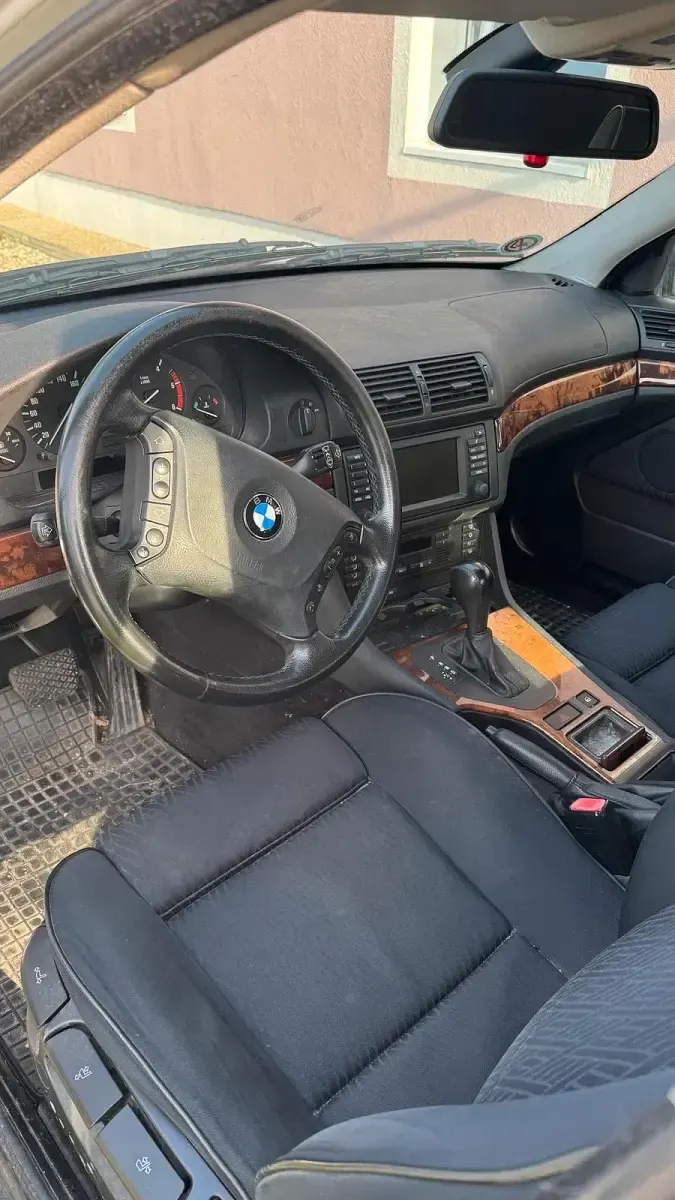 Gebraucht BMW 525 163 PS (119 kW) 2003 Silber Kombi