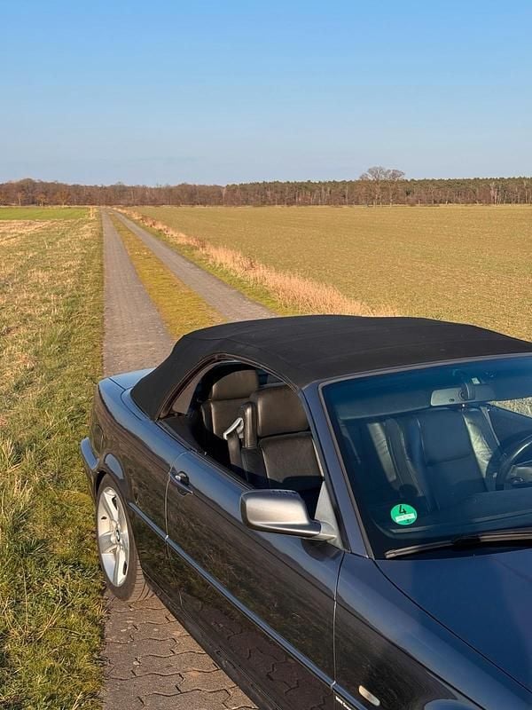 Gebraucht BMW 318 Cabriolet 143 PS (105 kW) 2002 Grau Cabrio