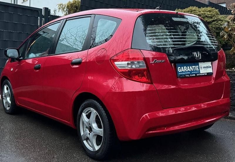 Gebraucht Honda Jazz S 90 PS (66 kW) 2014 Rot Kleinwagen