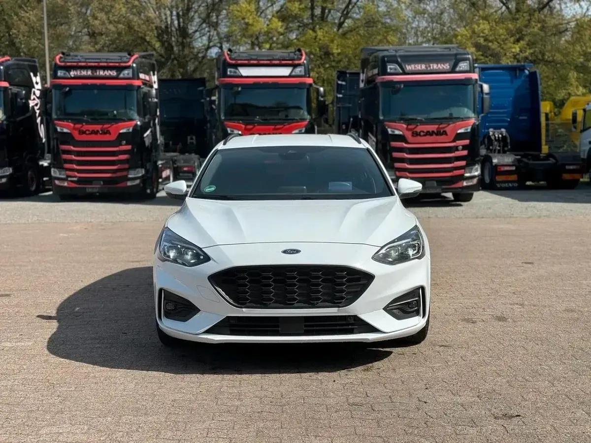 Gebraucht Ford Focus ST-Line 120 PS (88 kW) 2021 Weiß Kombi