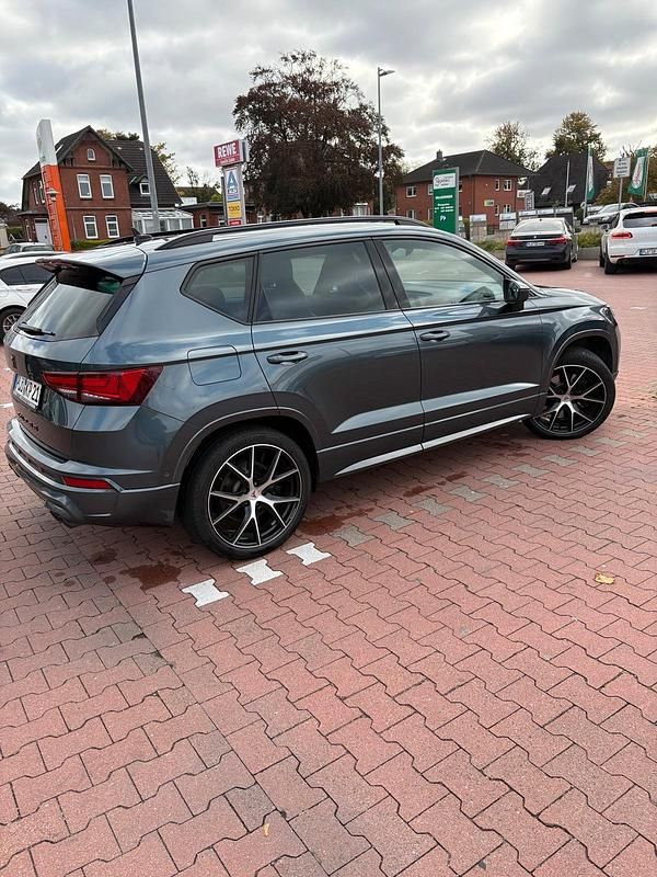Grau Gebraucht 2021 Cupra Ateca SUV | 28.000 € (Guter Preis) - Bild 1/4