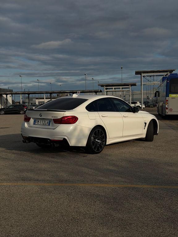 Gebraucht BMW 430 Gran Coupé Sport Line 252 PS (185 kW) 2017 Weiß Coupé