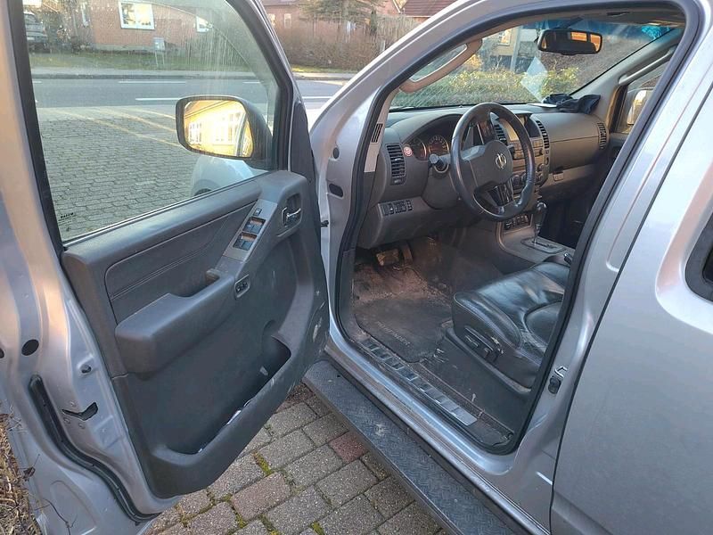 Gebraucht Nissan Pathfinder 156 PS (114 kW) 2007 Silber SUV