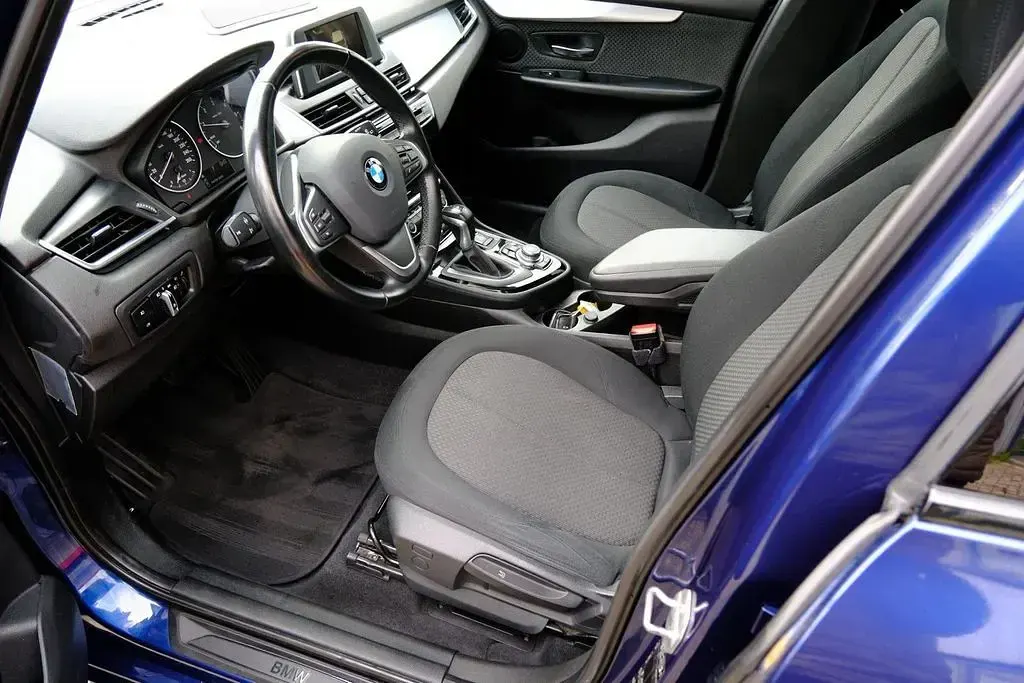 Gebraucht BMW 218 Active Tourer 150 PS (110 kW) 2015 Blau Van / Kleinbus