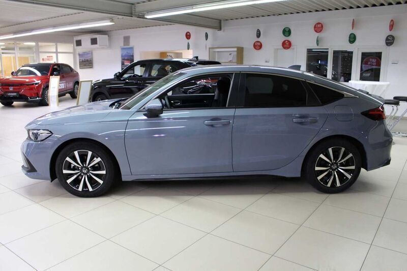 Gebraucht Honda Civic Elegance 184 PS (135 kW) 2024 Grau Limousine