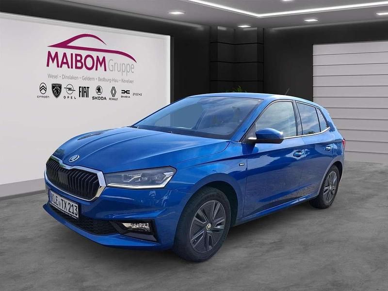 Raceblau metallic Gebraucht 2025 Skoda Fabia Drive Kleinwagen | 19.900 € (Fairer Preis) - Bild 1/4