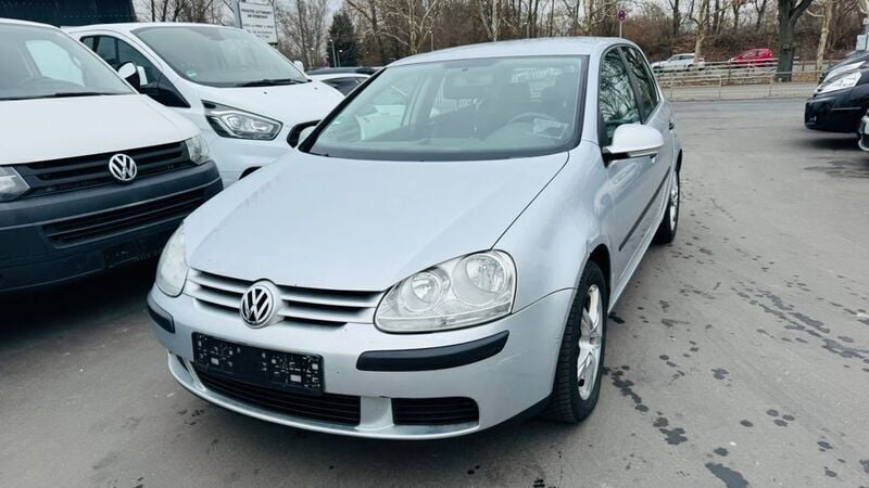 Silber Gebraucht 2004 VW Golf V Limousine | 999 € (Superpreis) - Bild 1/4