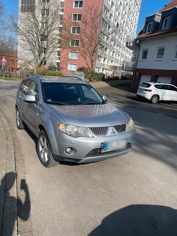 Gebraucht Mitsubishi Outlander 170 PS (125 kW) 2009 Grau SUV