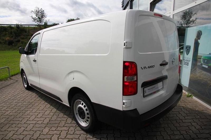 Gebraucht Opel Vivaro 122 PS (89 kW) 2021 Weiß Van / Kleinbus