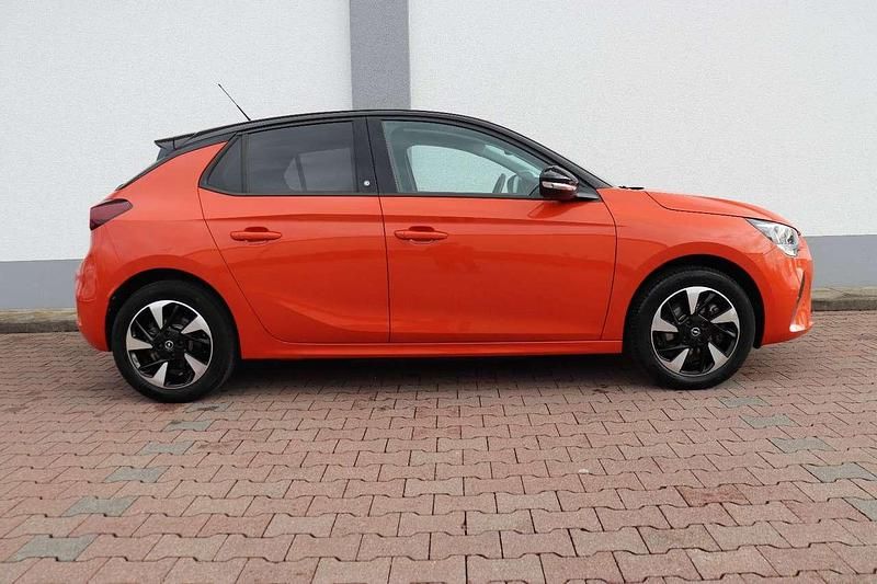 Gebraucht Opel Corsa-e Edition 100 kW (136 PS) 2020 Powerorangeperleffekt Kleinwagen