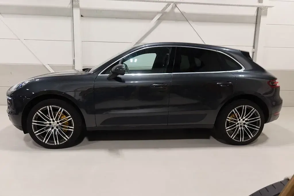 Gebraucht Porsche Macan S 258 PS (189 kW) 2018 Grau SUV