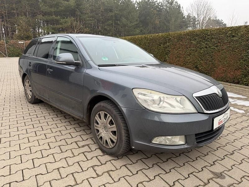 Gebraucht Skoda Octavia 122 PS (89 kW) 2009 Grau Kombi