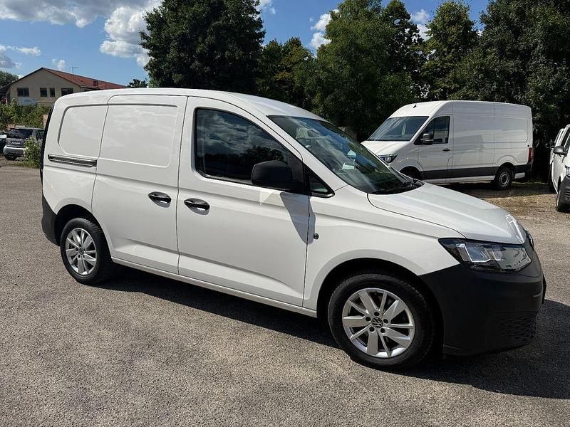 Gebraucht VW Caddy 122 PS (89 kW) 2022 Weiß Van / Kleinbus