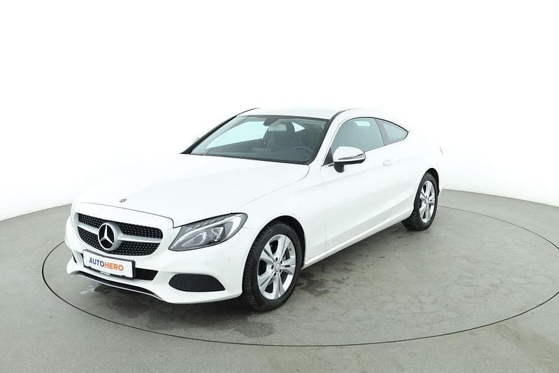 Gebraucht Mercedes C200 184 PS (135 kW) 2018 Weiß Coupé