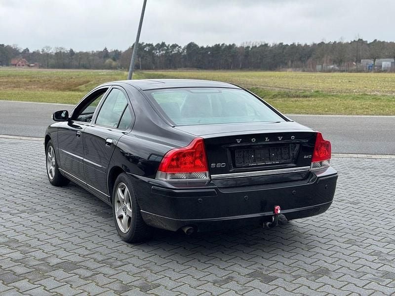 Gebraucht Volvo S60 163 PS (119 kW) 2009 Schwarz Limousine