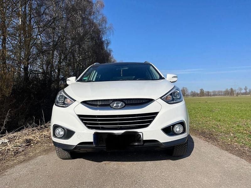 Gebraucht Hyundai ix35 Trend 116 PS (85 kW) 2015 Weiß SUV