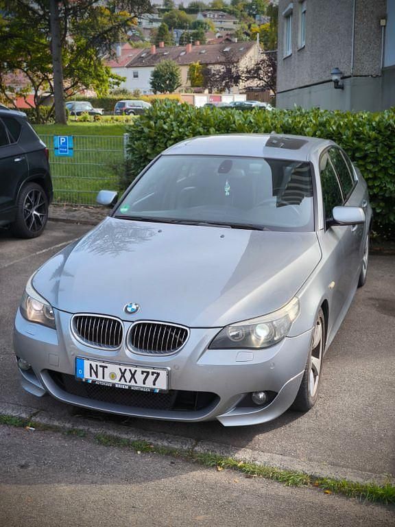 Silber Gebraucht 2005 BMW 525 M Sport Limousine | 5.000 € (Superpreis) - Bild 1/4