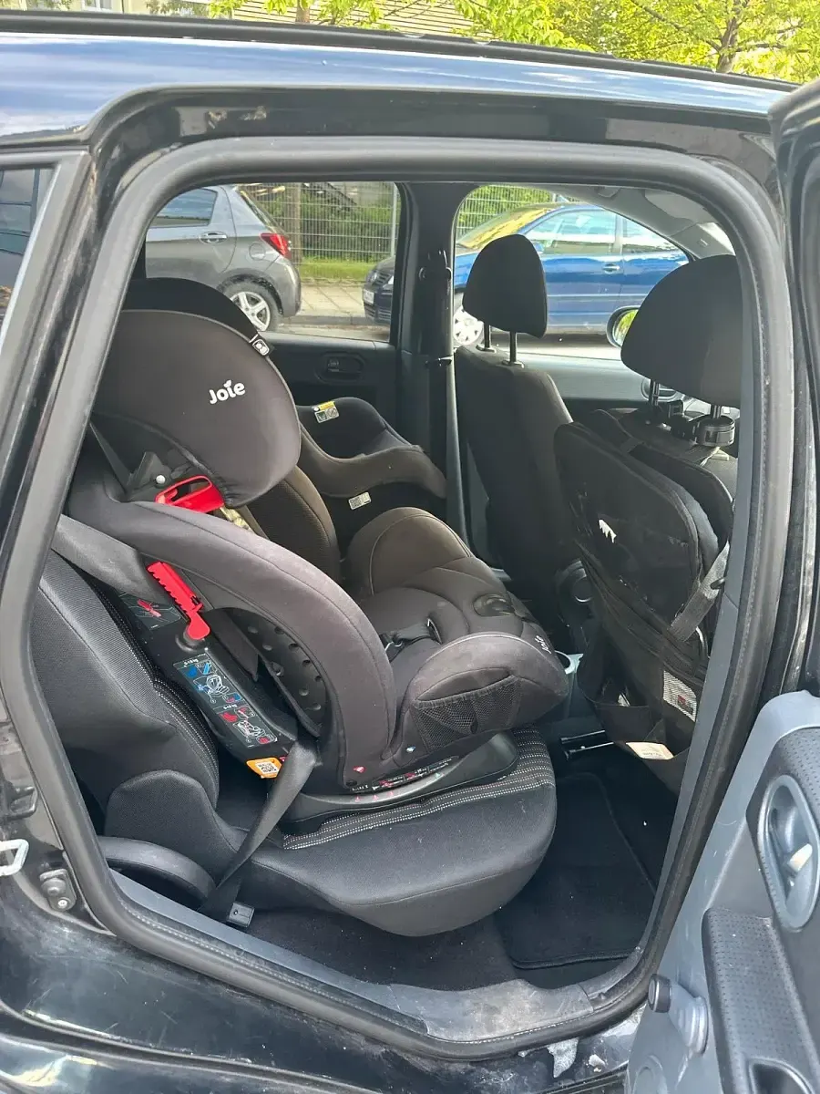 Gebraucht Mitsubishi Colt 95 PS (69 kW) 2007 Schwarz Kleinwagen