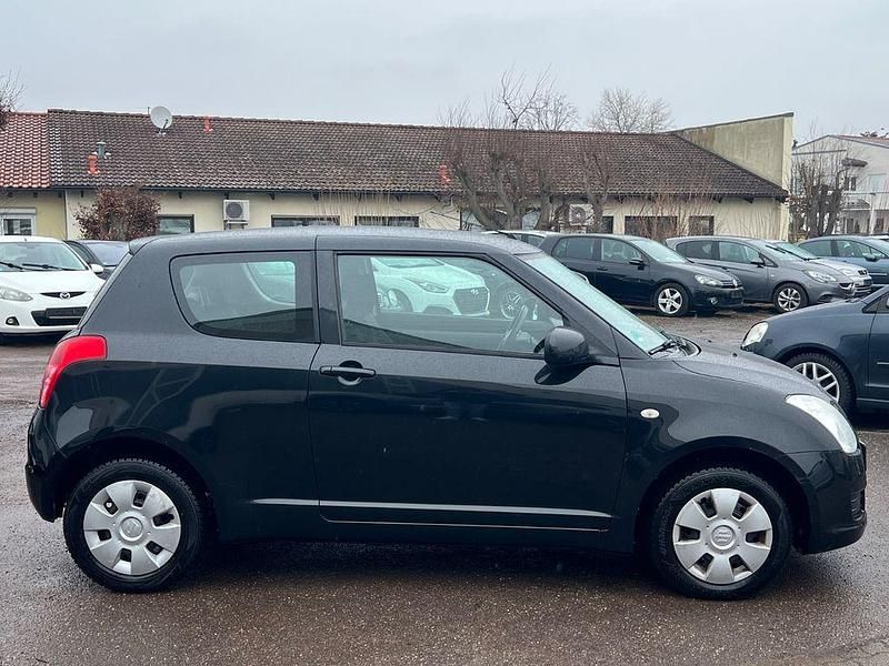 Gebraucht Suzuki Swift Comfort 92 PS (67 kW) 2009 Schwarz Kleinwagen