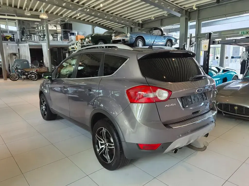 Gebraucht Ford Kuga Titanium 163 PS (119 kW) 2012 Grau SUV