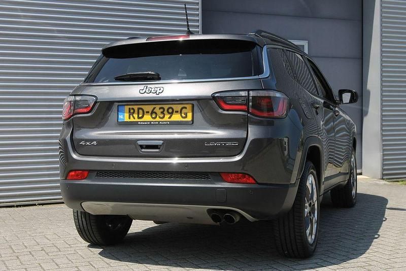 Second-hand Jeep Compass Limited 170 CP (125 kW) 2017 Gri SUV