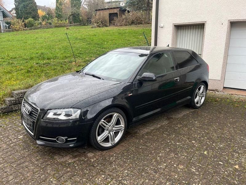 Schwarz Gebraucht 2012 Audi A3 S-Line Coupé | 6.500 € (Guter Preis) - Bild 1/4