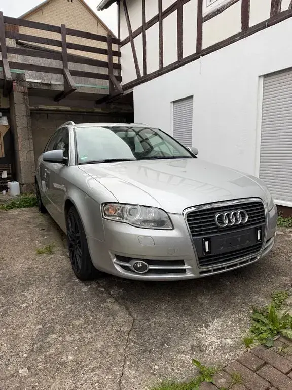 Gebraucht Audi A4 Ambiente 140 PS (102 kW) 2007 Silber Kombi