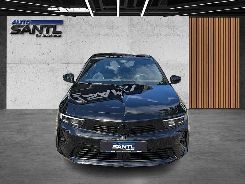 Neu Opel Astra 131 PS (96 kW) 2025 Limousine